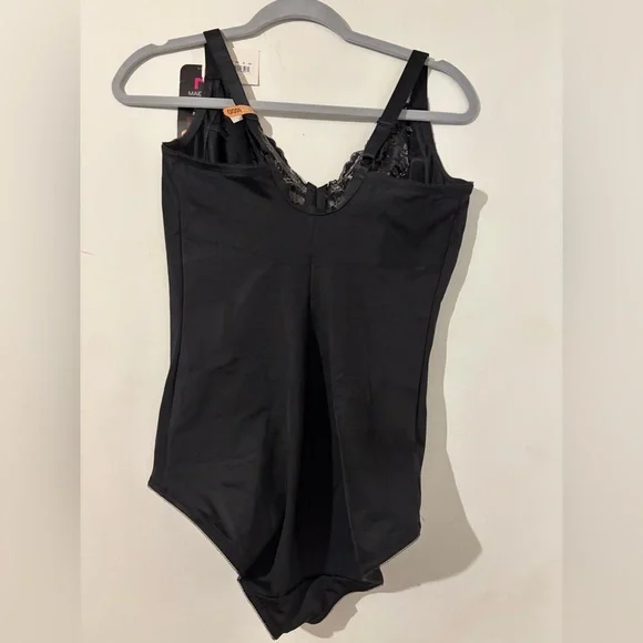 NWT Maidenform Black Lace-Trim Bodysuit Shaper - Picture 4 of 4
